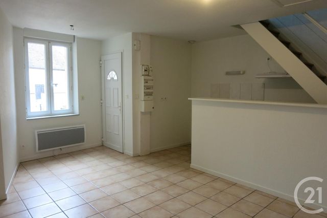 Appartement F2 à louer - 2 pièces - 34.08 m2 - COMMENTRY - 03 - AUVERGNE - Century 21 Pasquet Immobilier