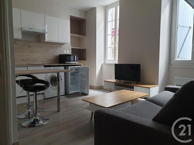 Appartement Studio à louer - 1 pièce - 19.0 m2 - MONTLUCON - 03 - AUVERGNE - Century 21 Pasquet Immobilier