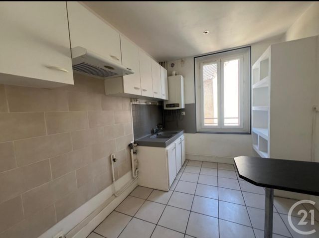 Appartement F3 à louer - 3 pièces - 54.0 m2 - MONTLUCON - 03 - AUVERGNE - Century 21 Pasquet Immobilier