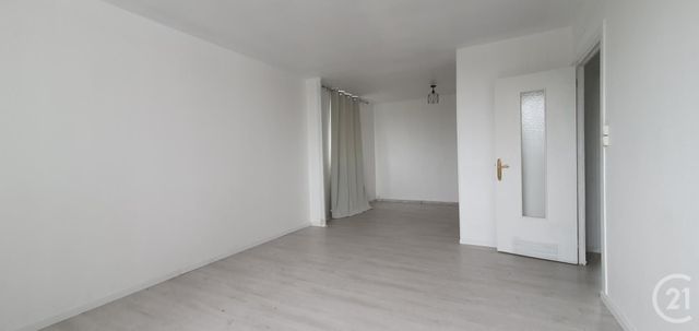 Appartement F4 à vendre - 4 pièces - 65.23 m2 - MONTLUCON - 03 - AUVERGNE - Century 21 Pasquet Immobilier