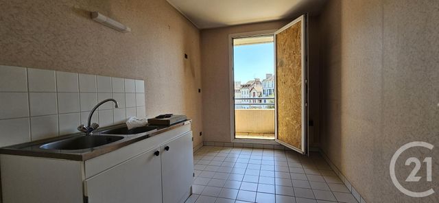 Appartement F2 à vendre - 2 pièces - 53.1 m2 - MONTLUCON - 03 - AUVERGNE - Century 21 Pasquet Immobilier