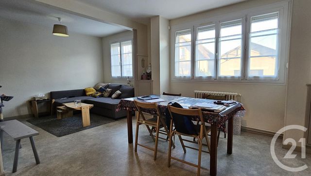 Appartement F3 à vendre - 3 pièces - 56.98 m2 - MONTLUCON - 03 - AUVERGNE - Century 21 Pasquet Immobilier