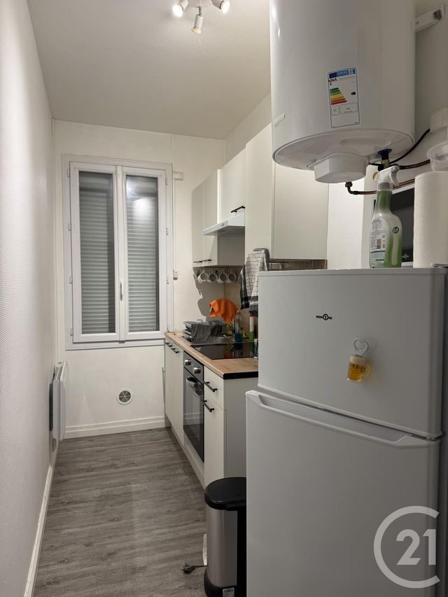 Appartement F1 à louer - 1 pièce - 36.45 m2 - MONTLUCON - 03 - AUVERGNE - Century 21 Pasquet Immobilier