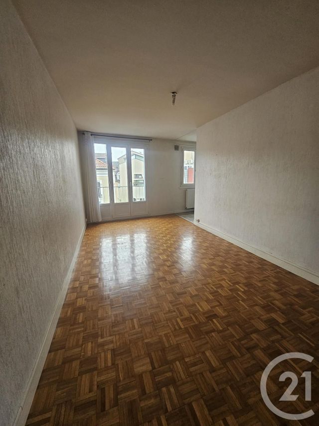 Appartement F2 à louer - 2 pièces - 51.97 m2 - MONTLUCON - 03 - AUVERGNE - Century 21 Pasquet Immobilier